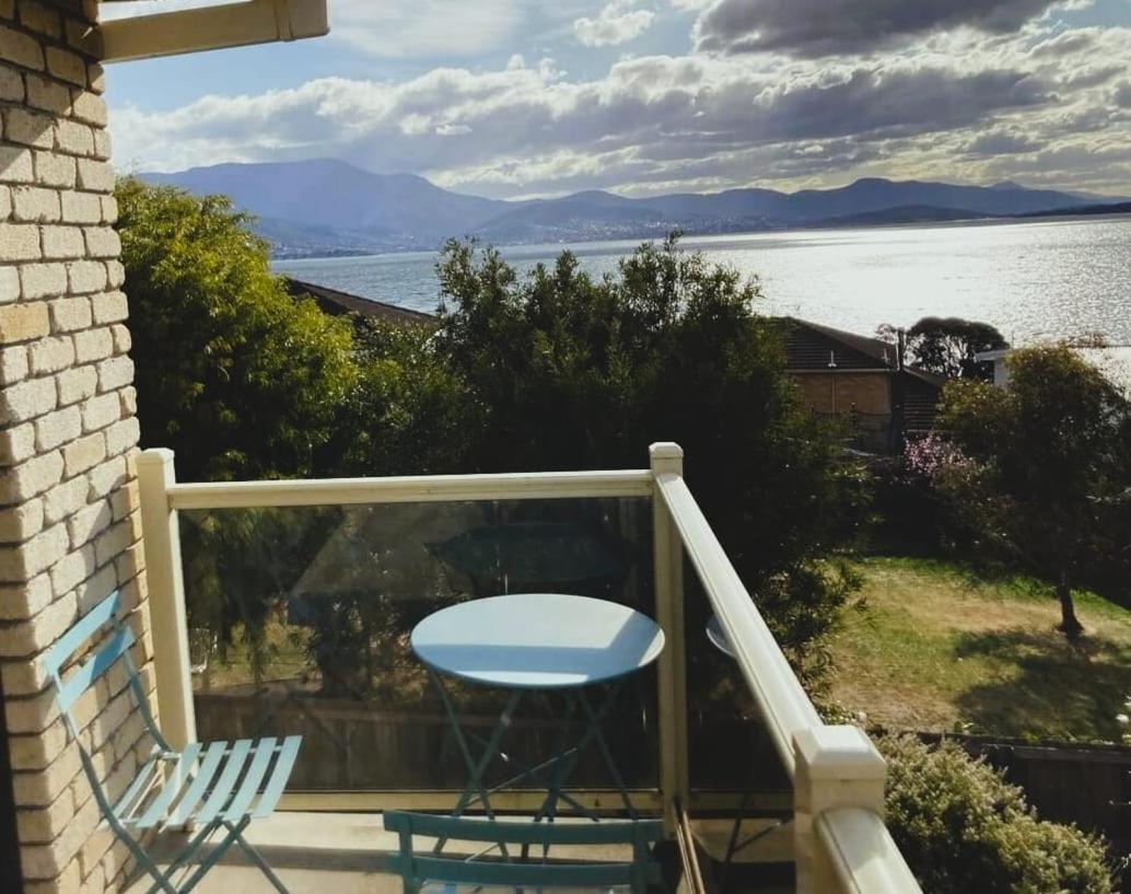 Spacious Modern Home Outstanding Views Sleeps 9 Hobart Buitenkant foto