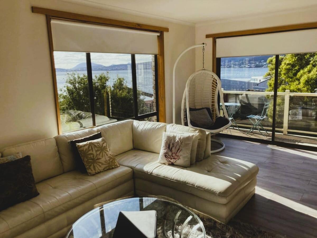 Spacious Modern Home Outstanding Views Sleeps 9 Hobart Buitenkant foto